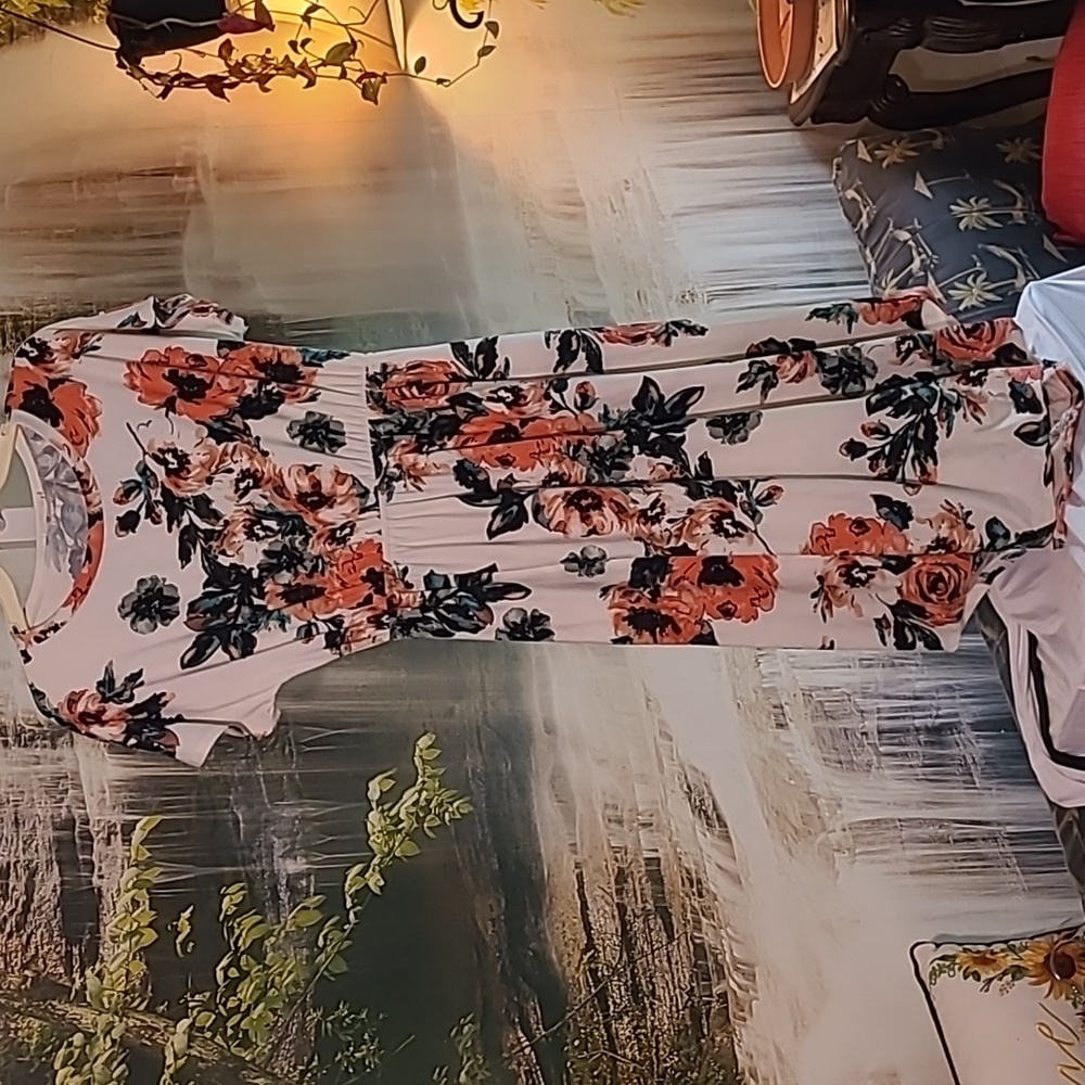 Reb & J Womens Medium coral cream floral flowy carefree lightweight dress
